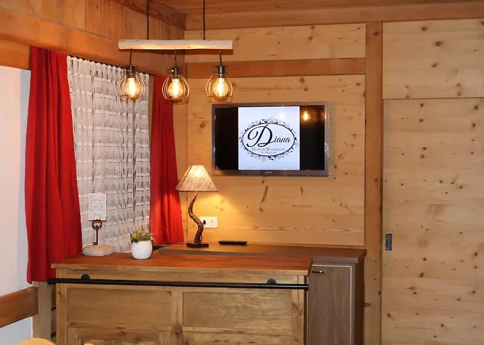 & Restaurant Diana *